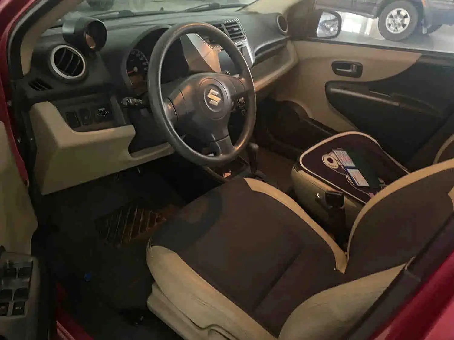 Photo 4 - Suzuki Alto
