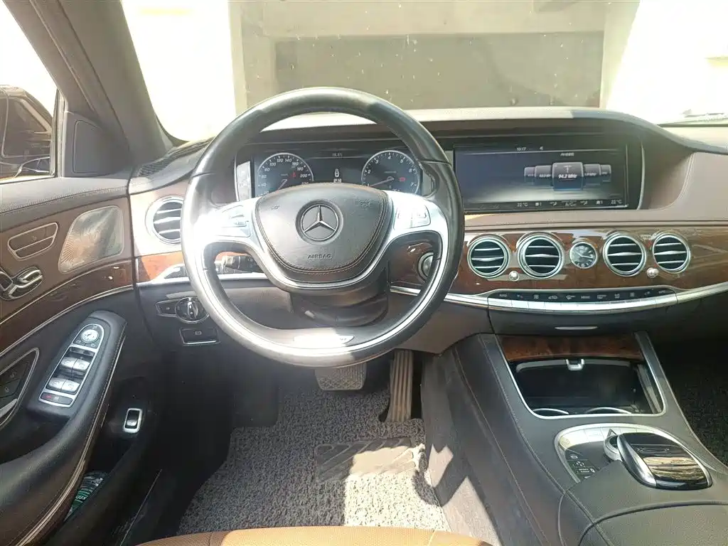 Mercedes-Benz S-Class 2014 S 320 L Luxury фото 3