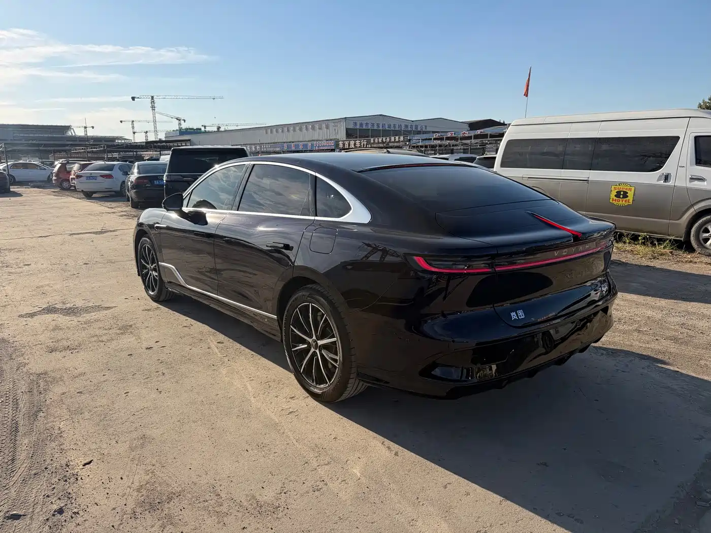Voyah Passion 2024 2024 PHEV AWD Ultra-long Range Executive Edition