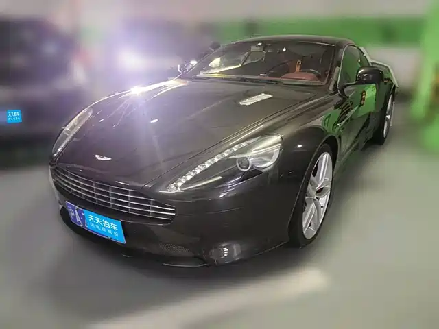 Aston Martin Aston Martin DB9 2013 6.0L Coupe
