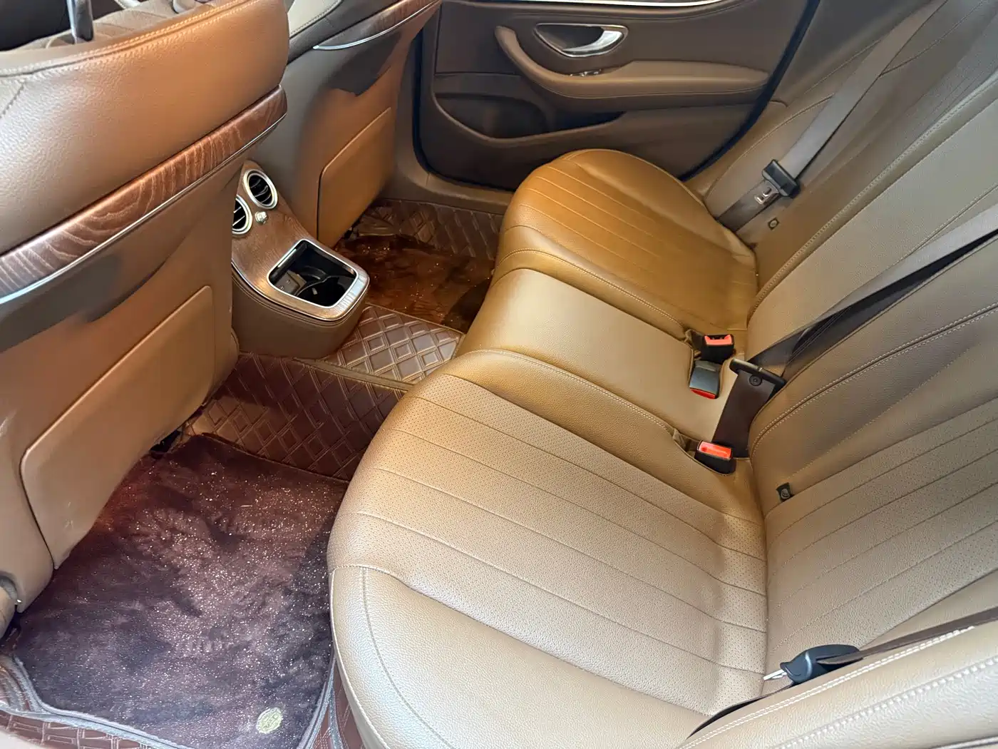 Mercedes-Benz E-Class 2023 E 300 L Fashion фото 5