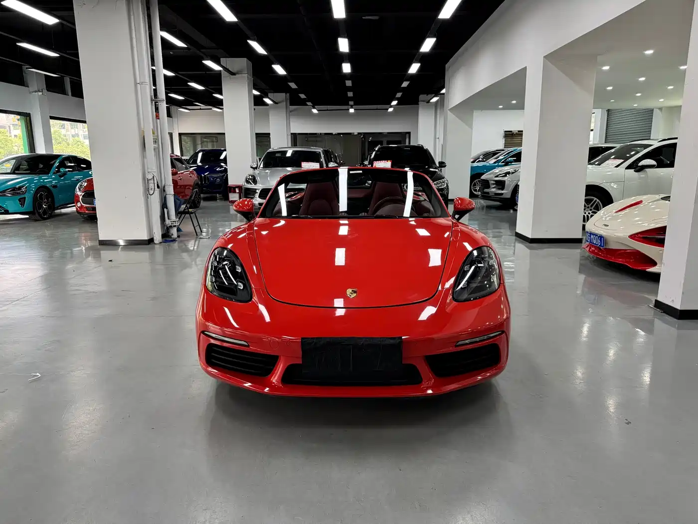 Porsche 718 2018 Boxster 2.0T фото 2