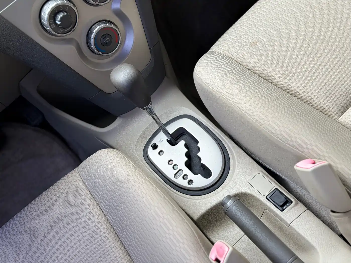 Toyota Vios 2010 Model 1.6L GL-i AT фото 21