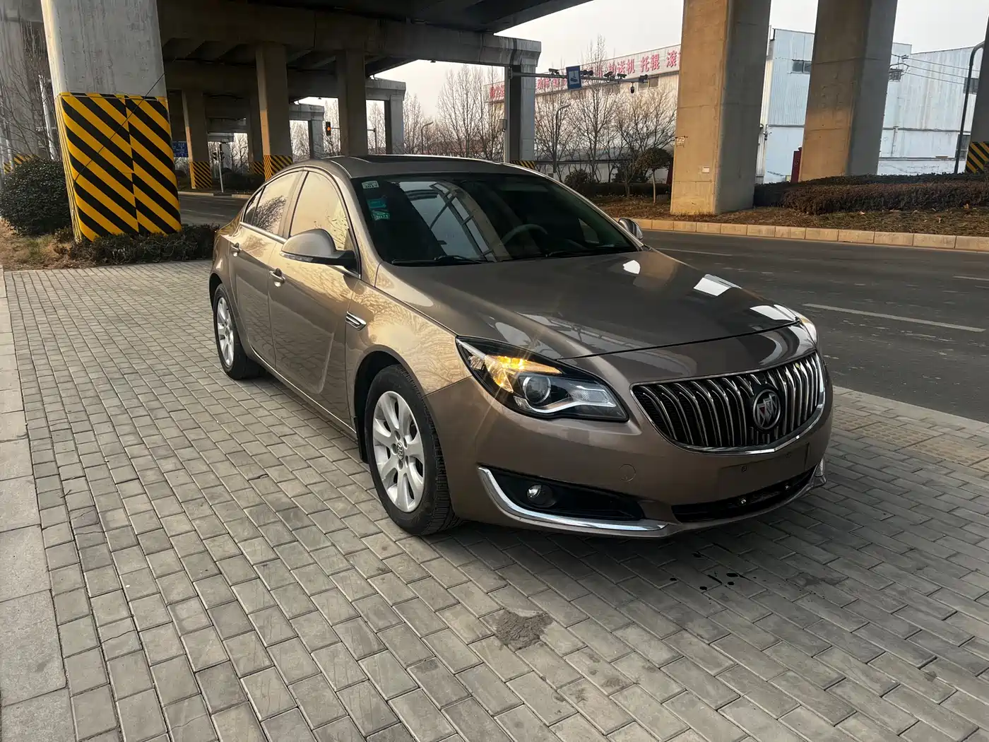 Buick Regal 2015 2.0L Leading Fashion Model фото 3