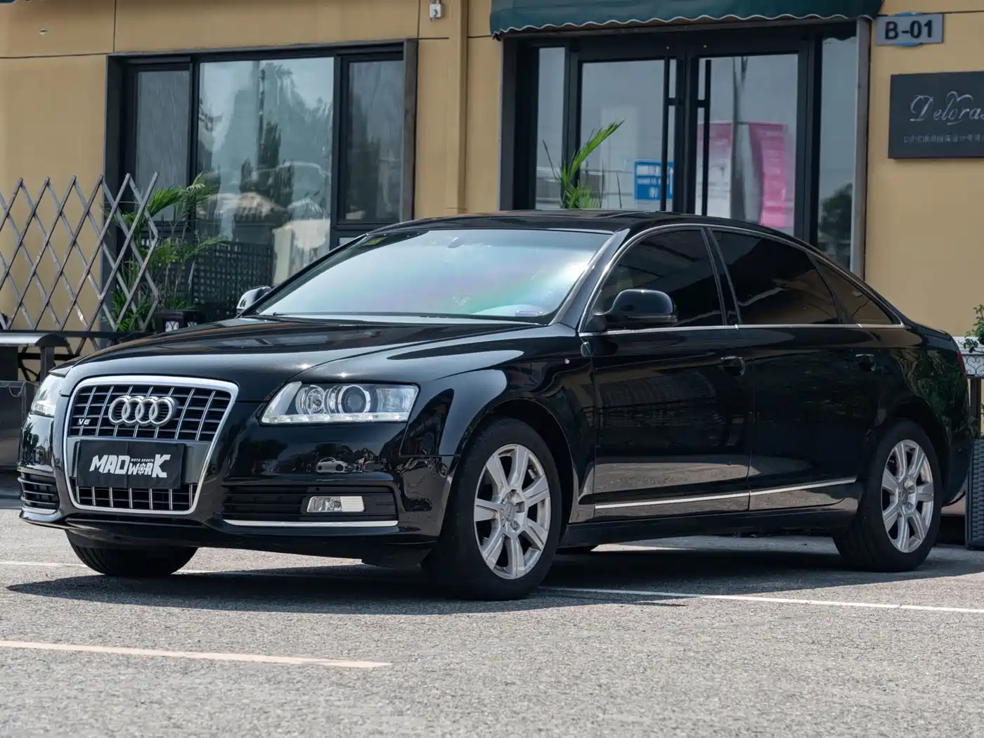 Фото 1 - Audi A6L