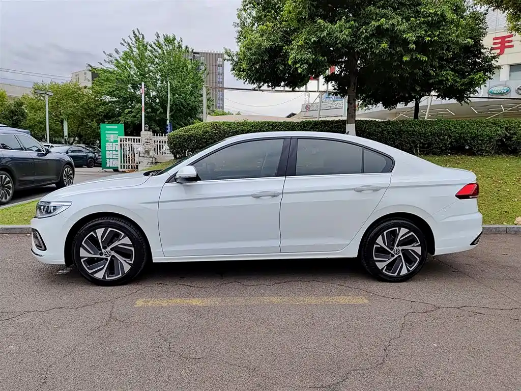 Volkswagen Bora 2023 200TSI DSG Yuexing PRO Edition фото 3