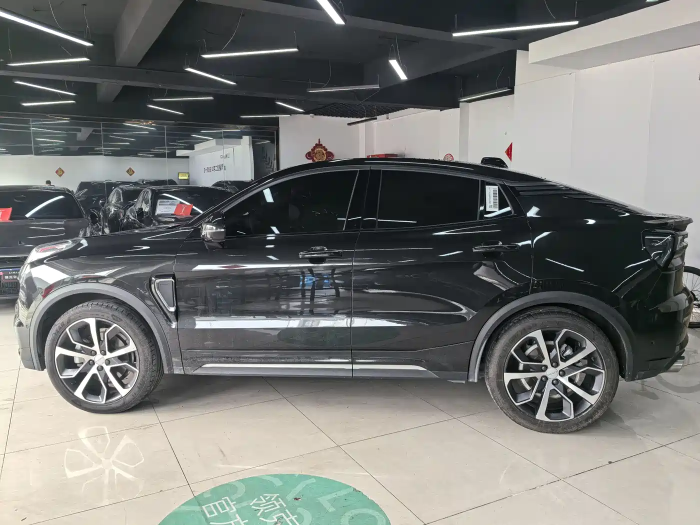 Lynk & Co 05 2023 2.0TD AWD Halo фото 13