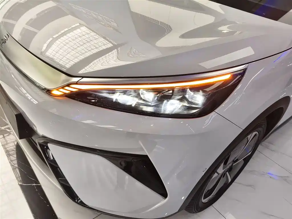 BYD Yuan PLUS 2025 Smart Drive 510KM Excellence Edition фото 18