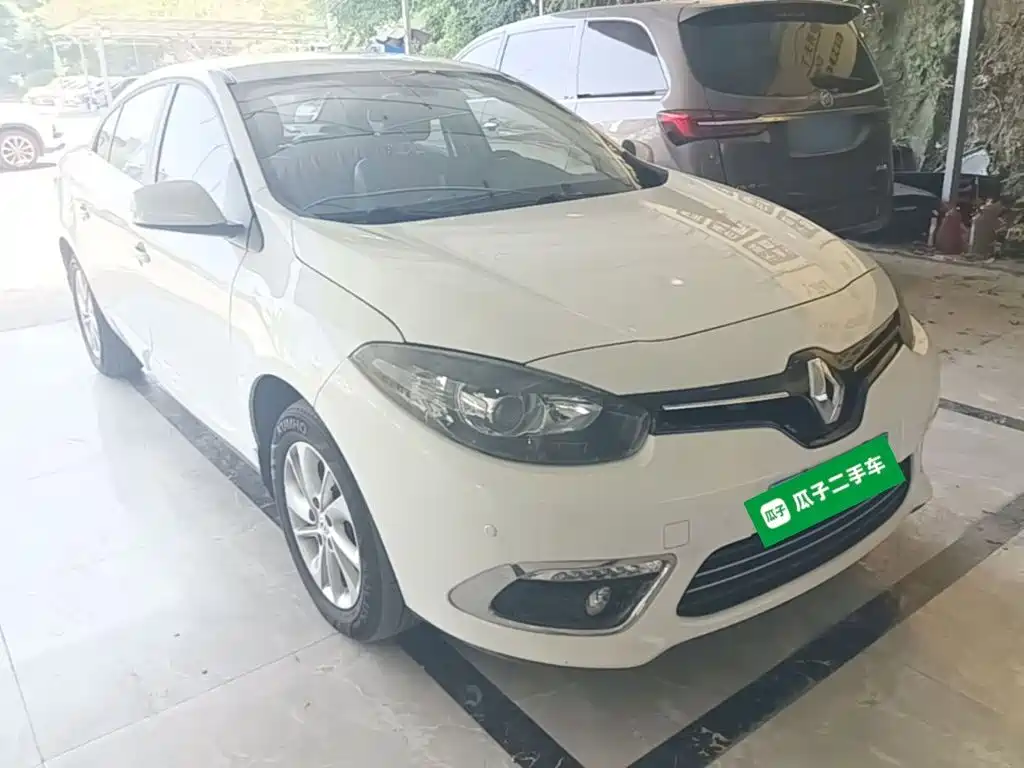 Renault Fluence 2015 2015 2.0L Fashion Edition