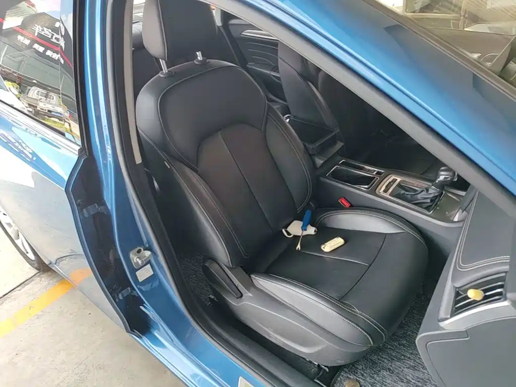 Roewe i6 2018 2017 20T Auto Internet Smart Enjoy Edition