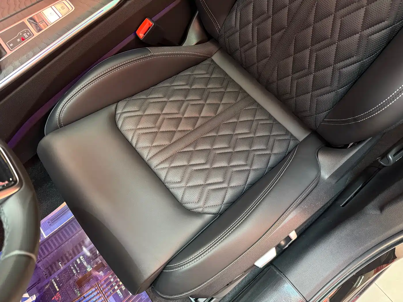 Audi A6L 2025 45 TFSI quattro Premium Sport фото 13