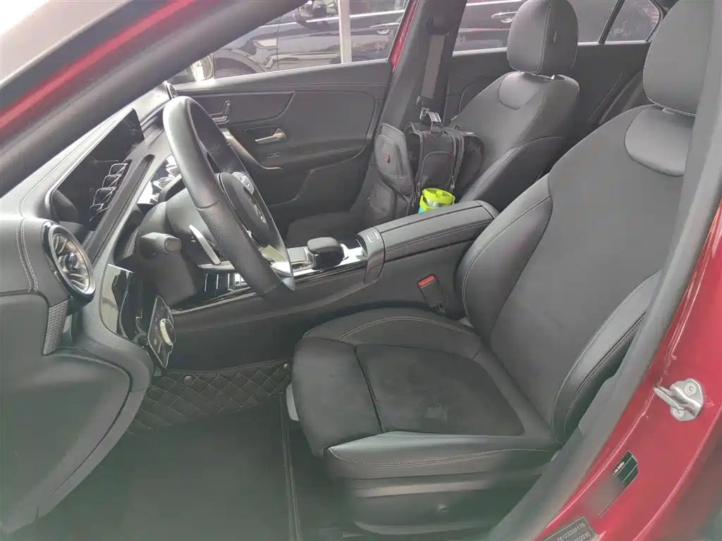Mercedes-Benz A-Class 2021 A 200 L Sport Sedan Fashion Edition фото 15