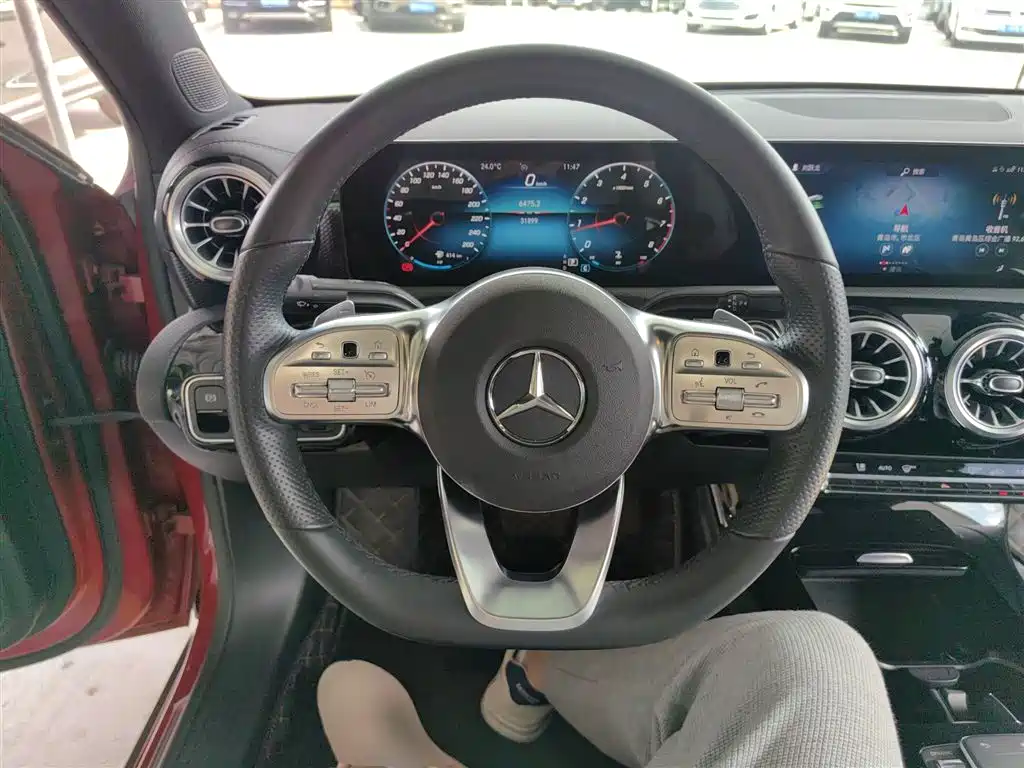 Mercedes-Benz A-Class 2021 A 200 L Sport Sedan Fashion Edition фото 11