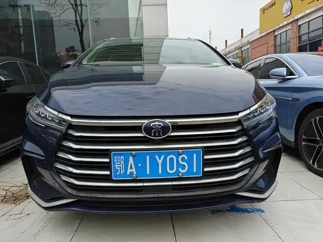 BYD SONG MAX