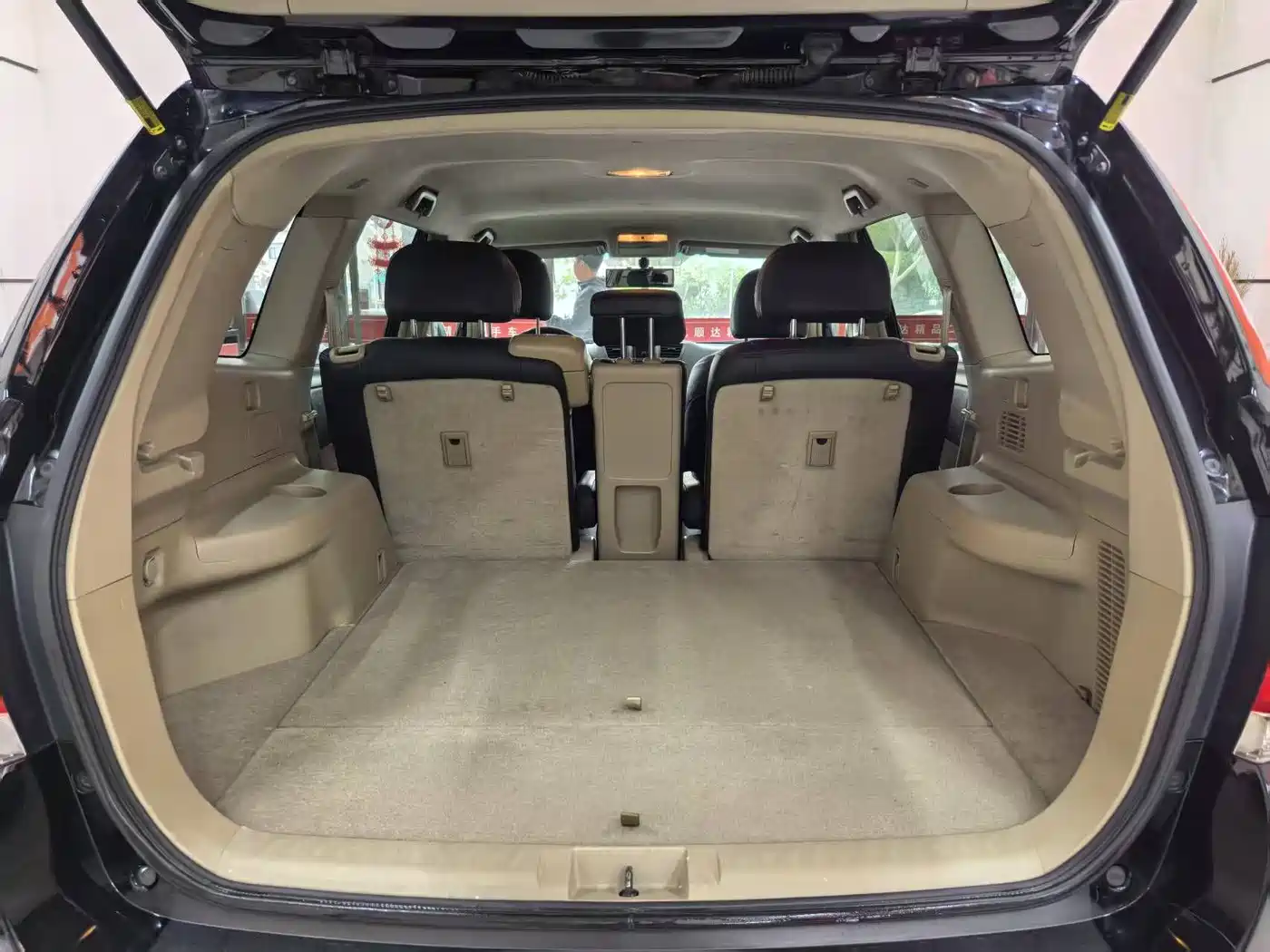 Toyota Highlander 2012 2.7L 2WD 5-seater Elite Edition фото 14