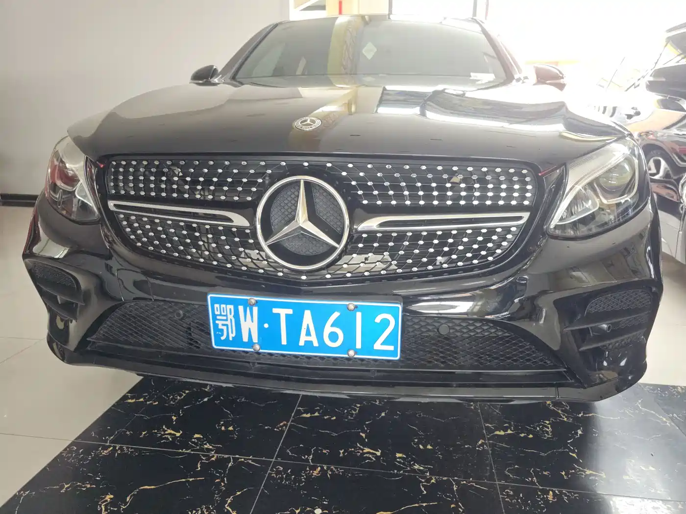 Mercedes-Benz GLC Coupe 2017 GLC 200 4MATIC Coupe SUV фото 2