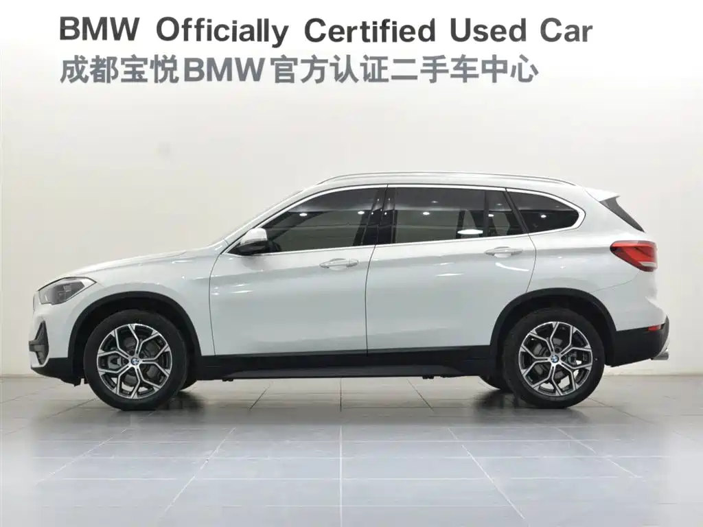 BMW X1 2020 sDrive20Li Premium Edition фото 3