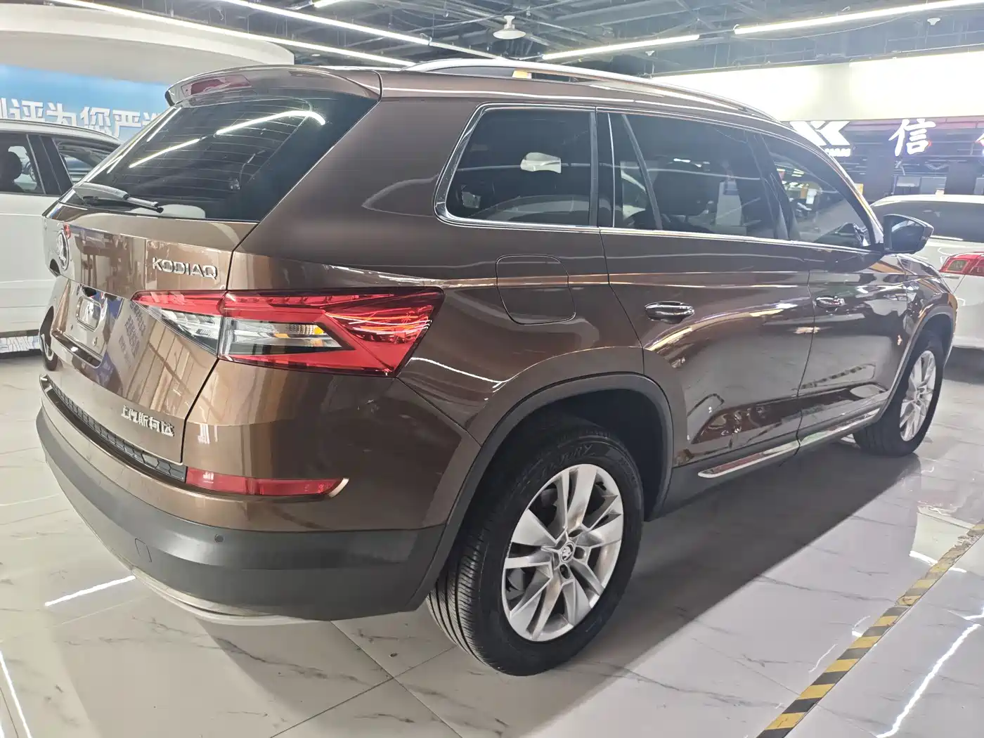 Škoda Kodiaq 2018 Facelift TSI330 5-seat 2WD Premium Luxury Edition фото 6