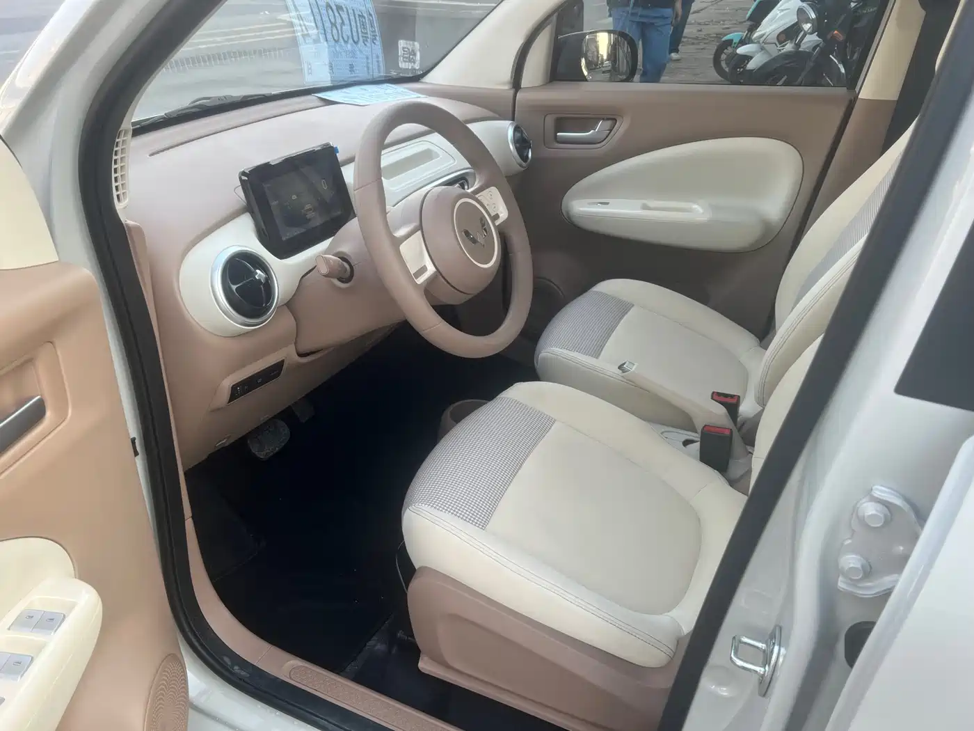 WULING AUTOMOBILE HONGGUANG MINIEV