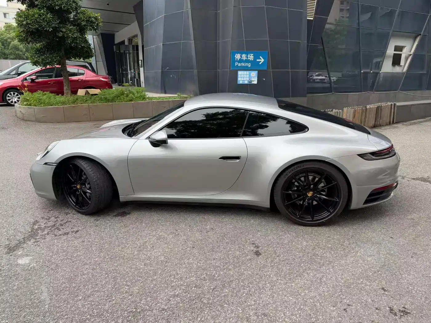 Porsche 911 2023 Carrera 3.0T фото 5