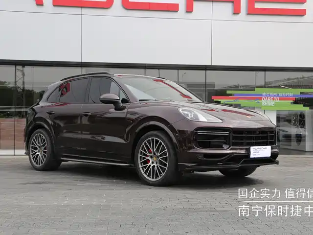 Porsche Cayenne 2023 Cayenne 3.0T Platinum Edition — фото 2