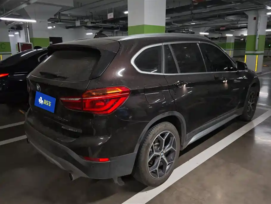 BMW X1 2019 xDrive20Li Premium Model фото 3