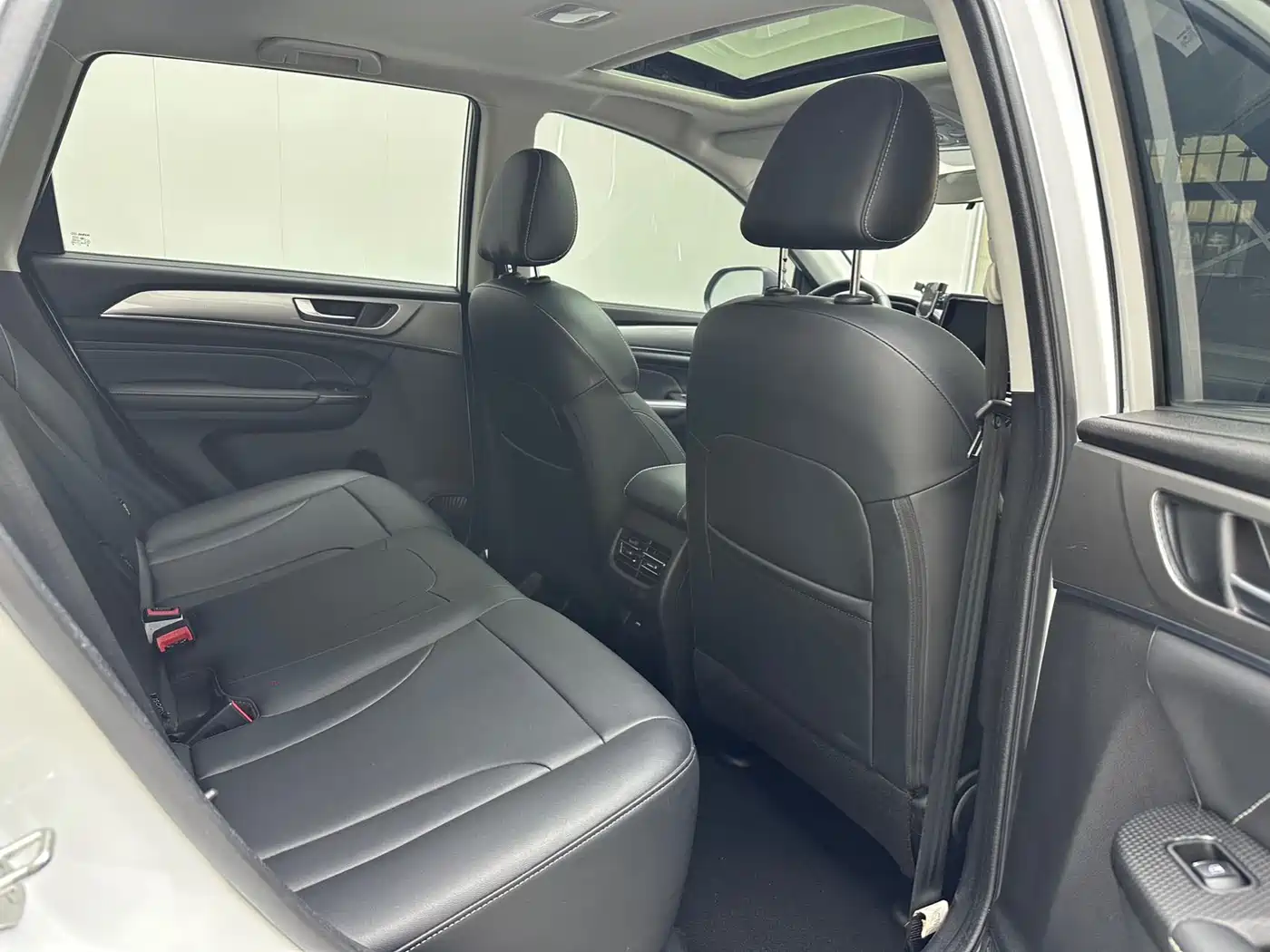 Haval M6 2021 PLUS 1.5T DCT Luxury Smart Connect фото 11