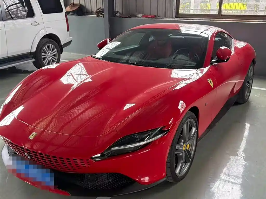 FERRARI ROMA