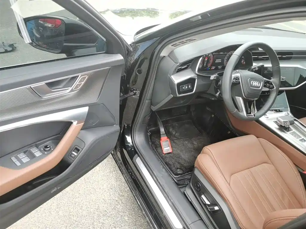 Audi A6L 2023 Facelift 40 TFSI Luxury Elegance фото 14