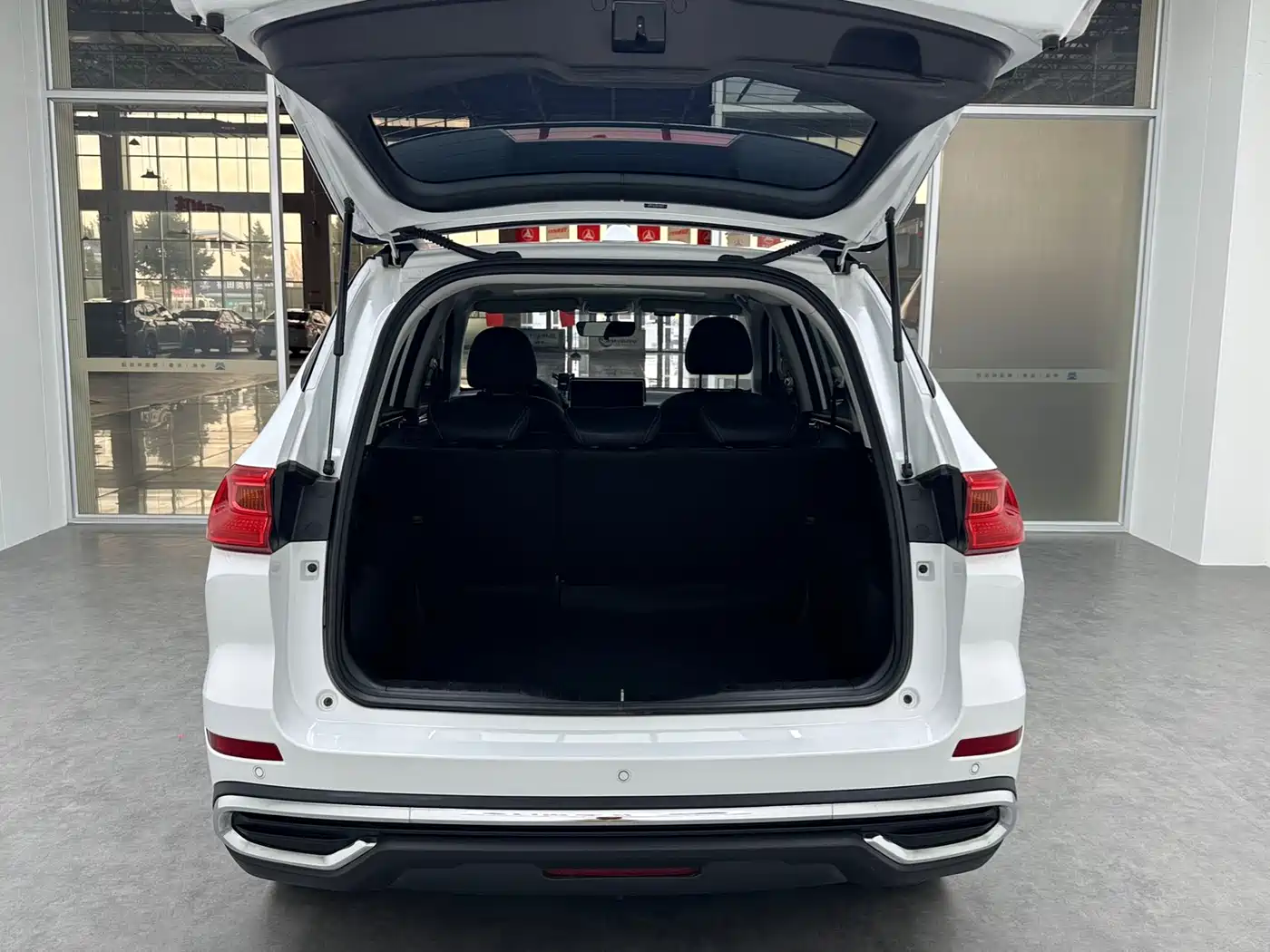 Haval M6 2021 PLUS 1.5T DCT Luxury Smart Connect фото 6