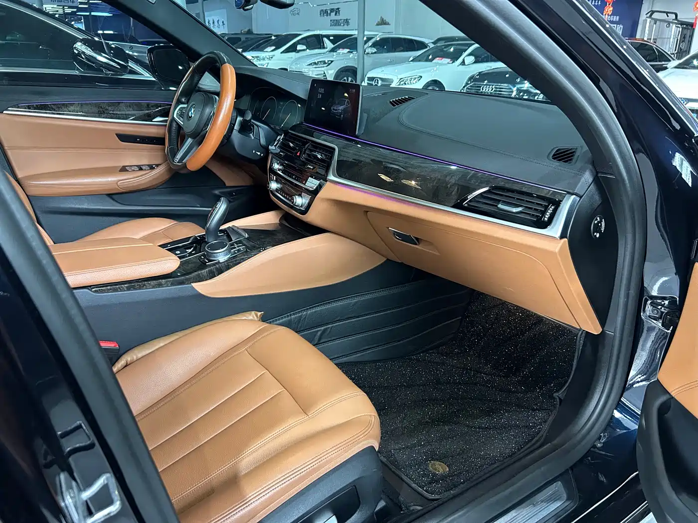BMW 5 Series 2019 Facelift 530Li Leading M Sport Package фото 9