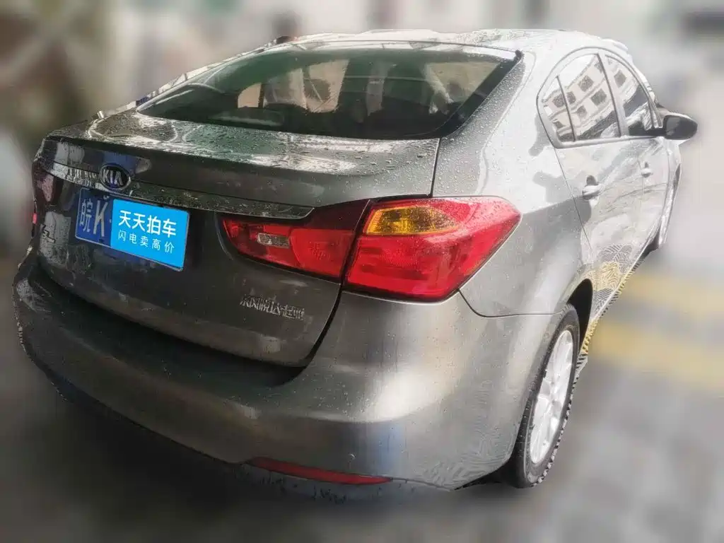 Фото 2 - Kia K3
