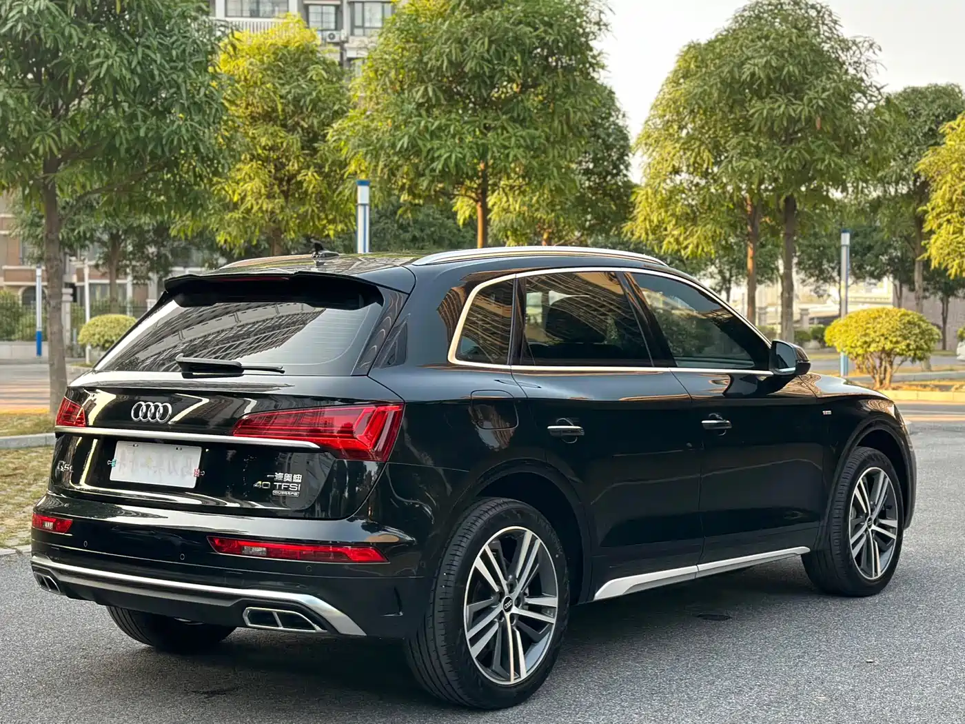 Audi Q5L 2022 40T Luxury Dynamic фото 7