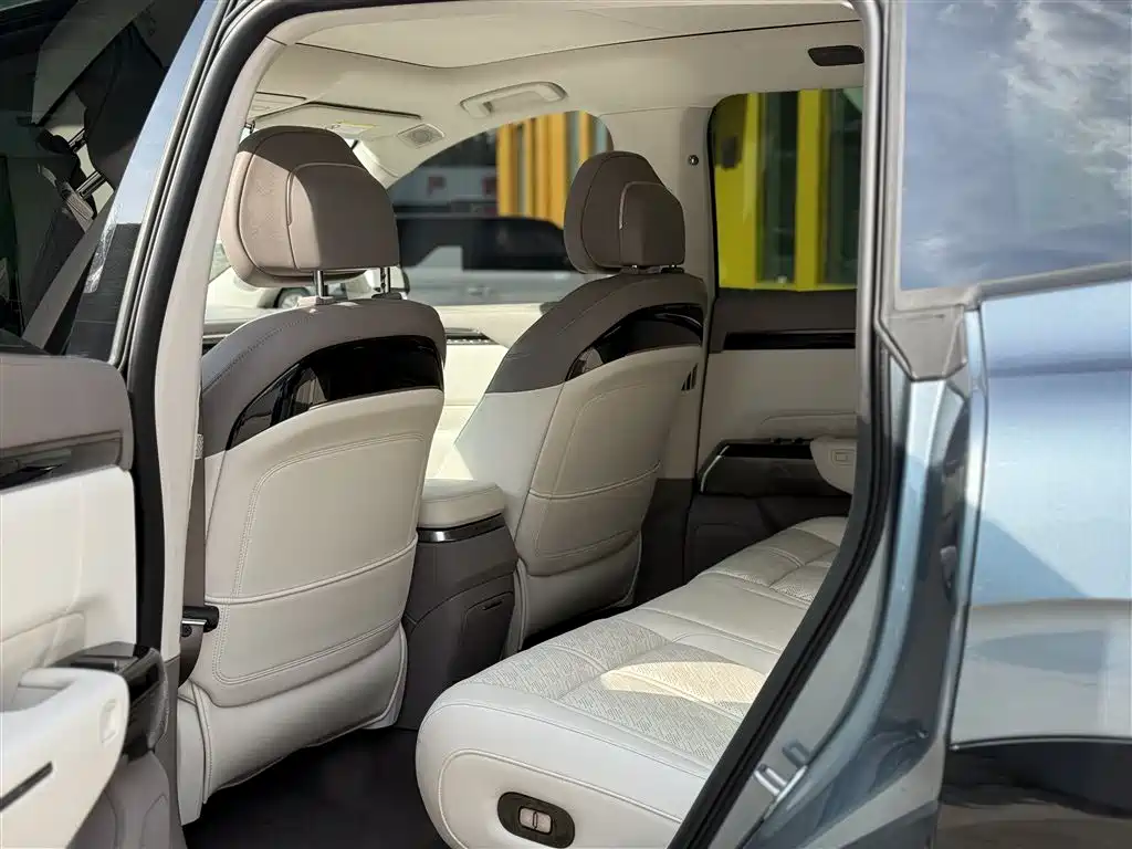 Zeekr 7X 2025 Model 75kWh RWD Smart Driving Edition фото 5