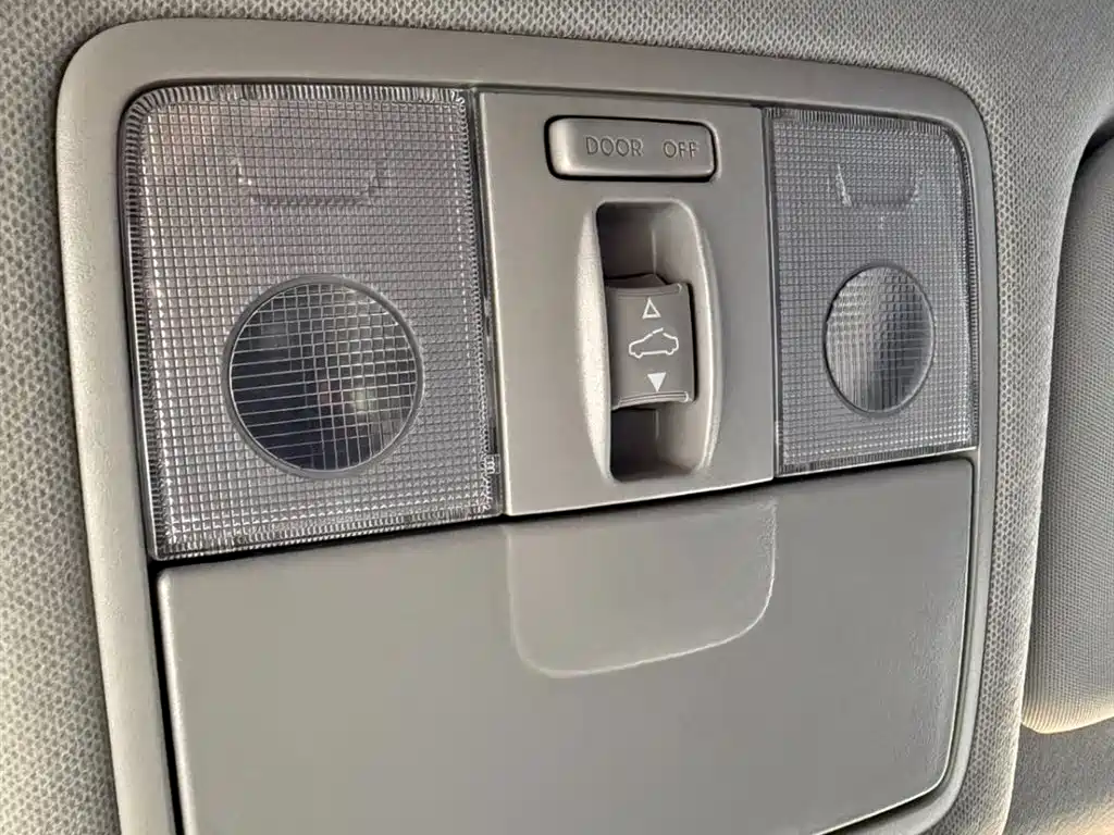 Kia KX1 2021 1.4L CVT Fun Sunroof Version фото 15