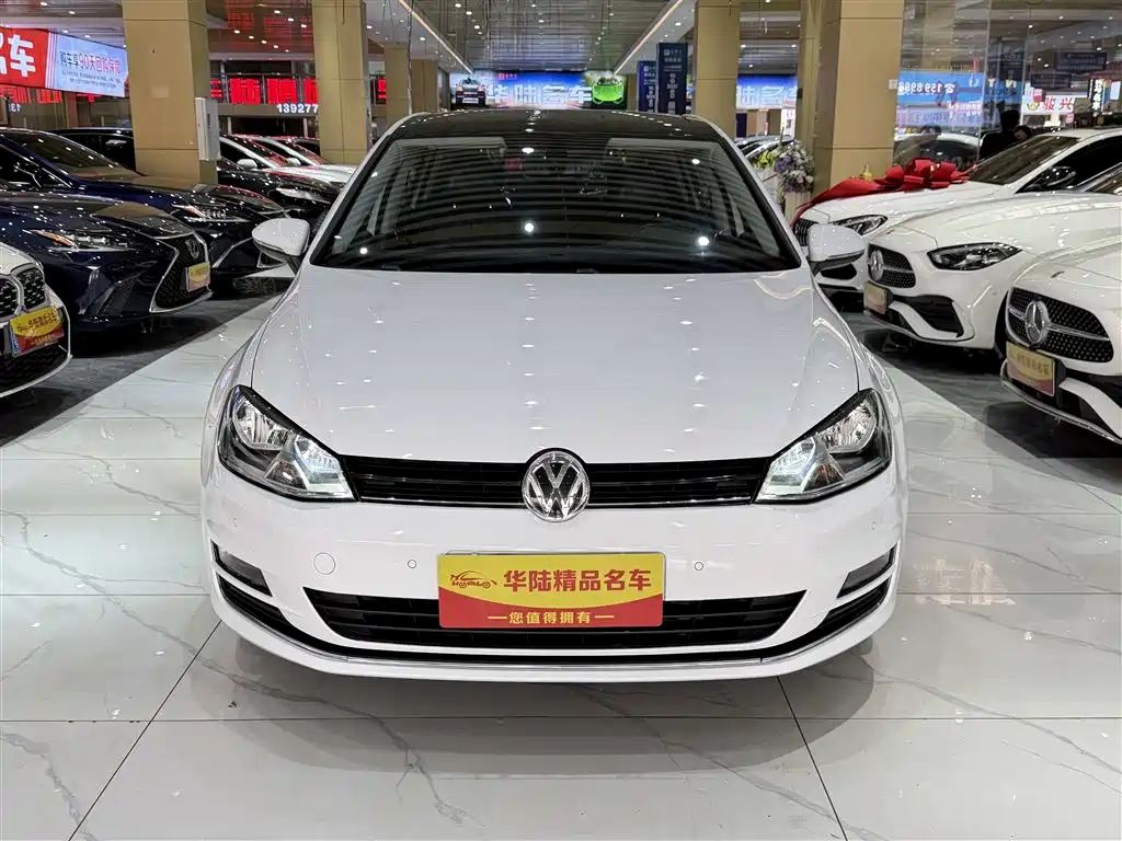 Volkswagen Golf 2015 1.4TSI Automatic Luxury фото 2
