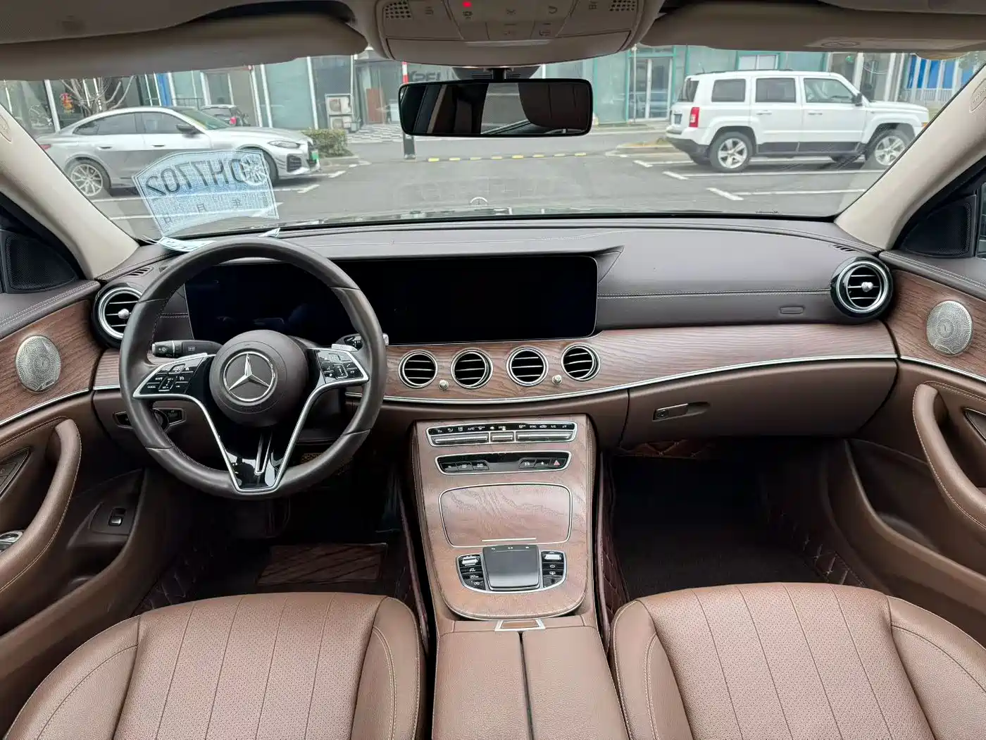 Mercedes-Benz E-Class 2023 E 300 L Luxury фото 5