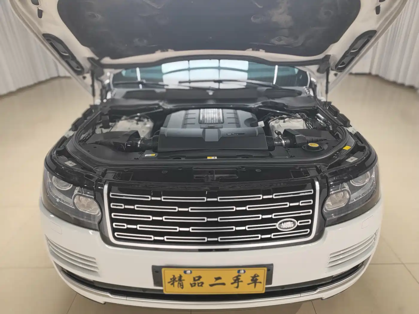 Land Rover Range Rover 2018 3.0 SC V6 Golden Age Edition фото 16