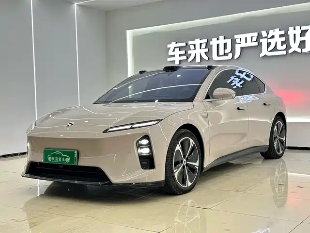 NIO NIO ET5