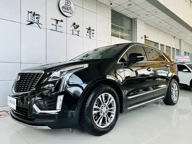 CADILLAC XT5
