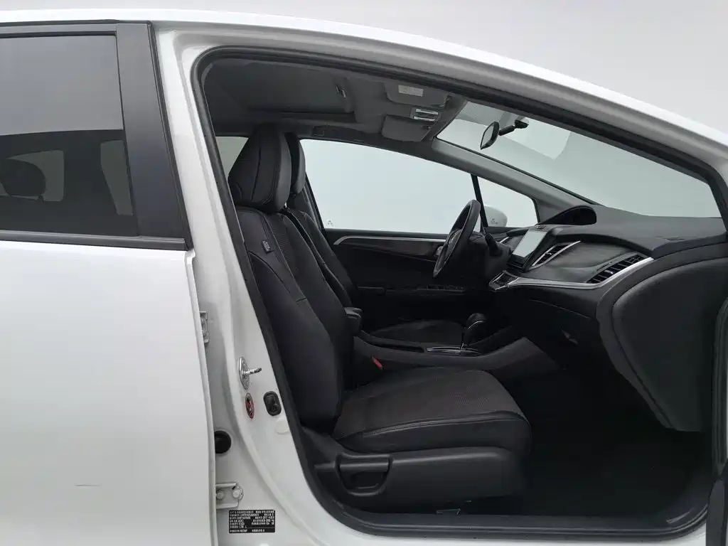 Фото 23 - Honda Jade