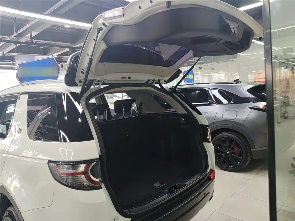 Land Rover Discovery Sport 2018 240PS PURE Edition фото 19