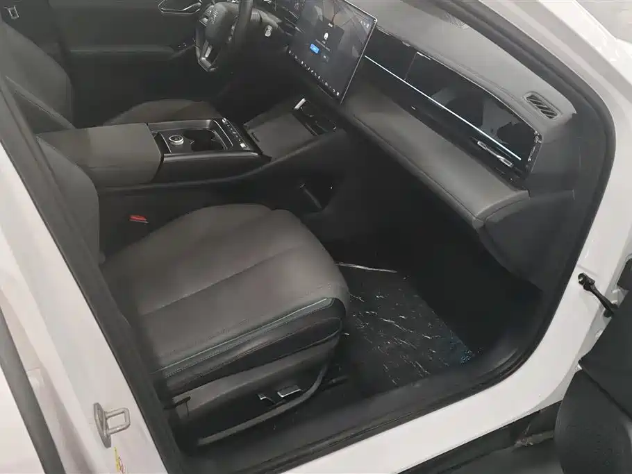 BYD Qin L 2025 Model EV 545KM Excellence Edition фото 8