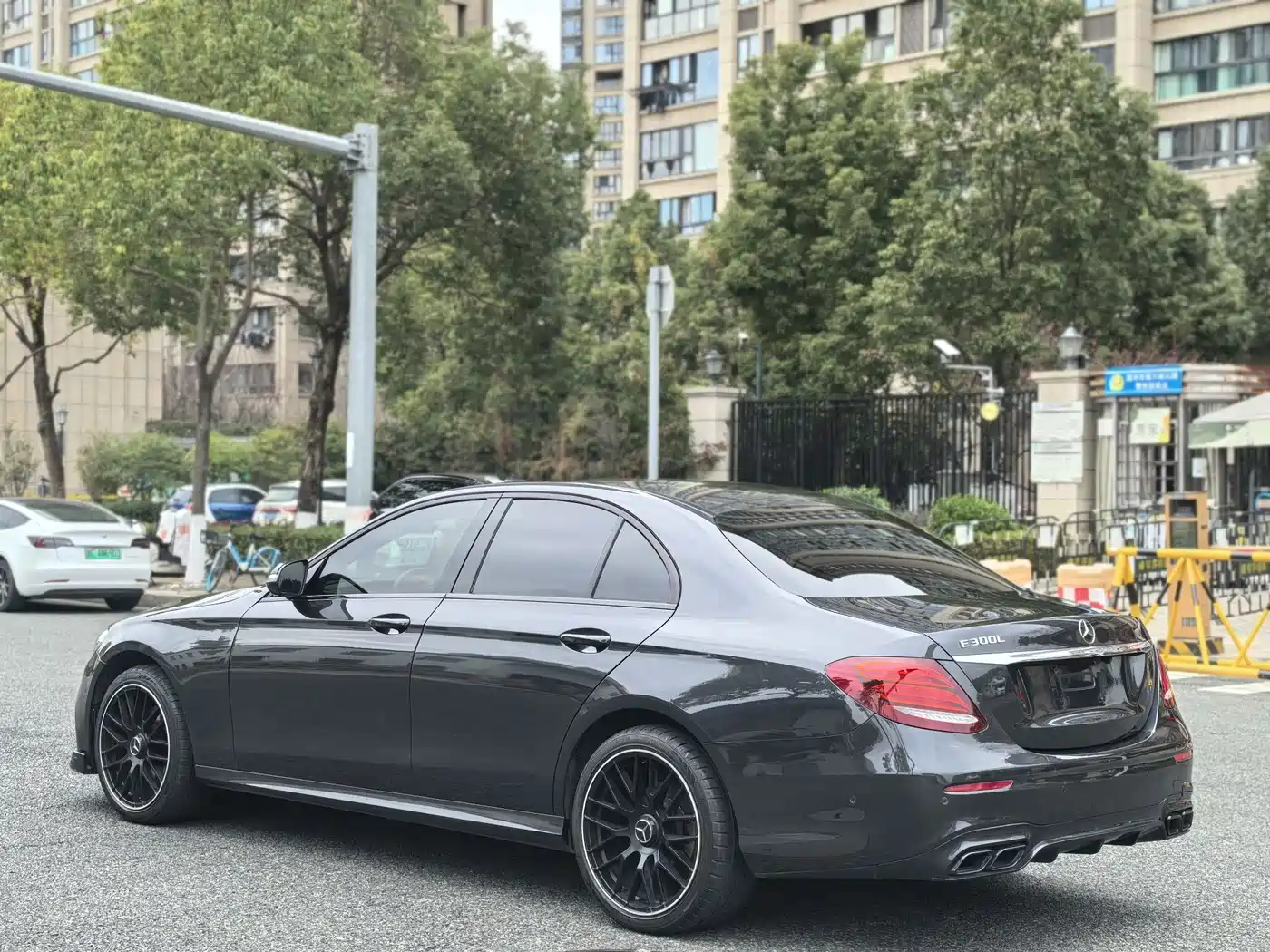 Mercedes-Benz E-Class 2017 E 200 Sport 4MATIC фото 6
