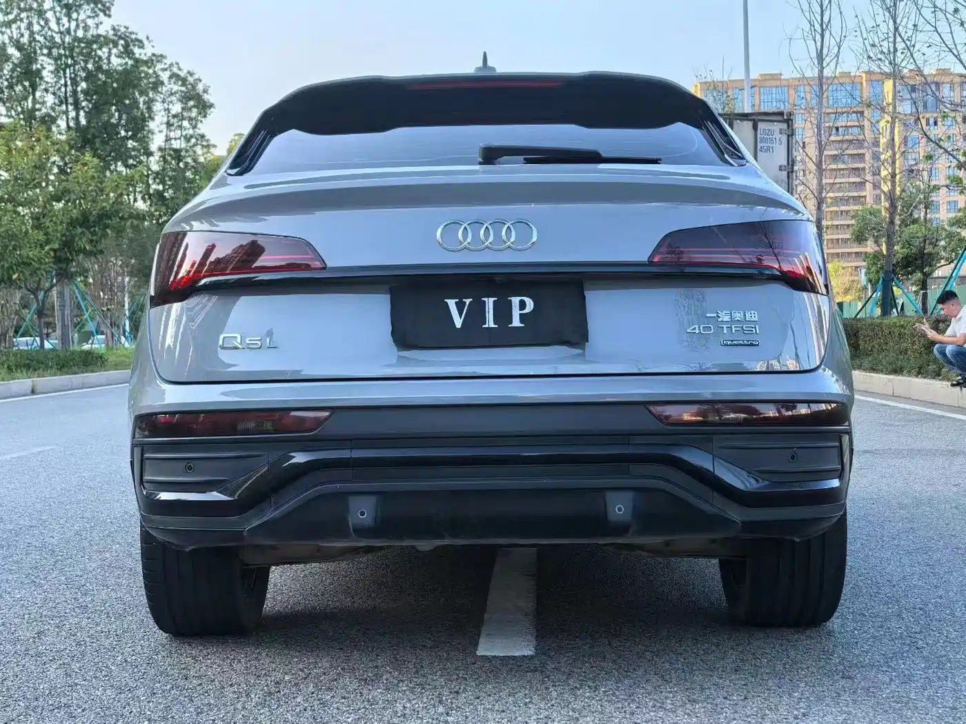 Фото 8 - Audi Q5L Sportback