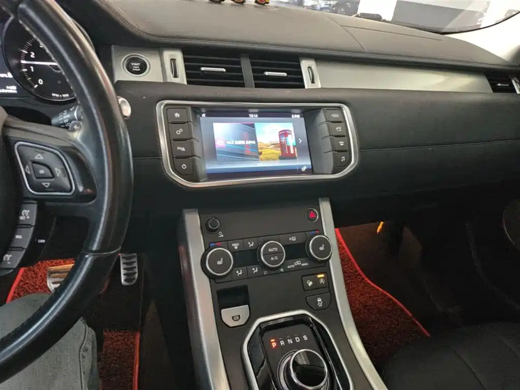 Land Rover Range Rover Evoque 2017 2.0T PURE Style Edition фото 13