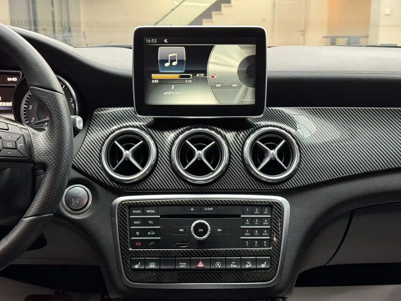 Mercedes-Benz GLA 2016 GLA 220 4MATIC Fashion фото 11
