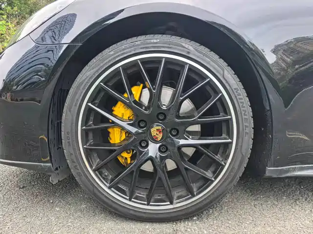 Porsche Panamera 2023 Panamera Executive Long Wheelbase 2.9T — фото 3