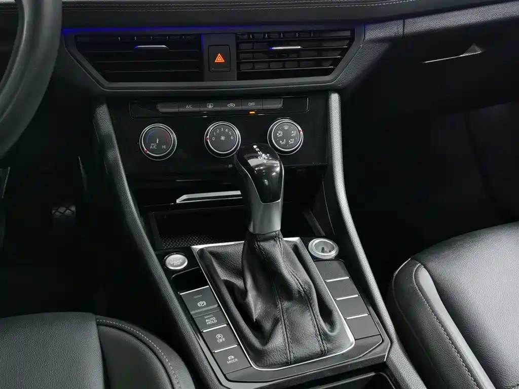 Volkswagen Sagitar 2020 280TSI DSG Comfort China VI фото 13