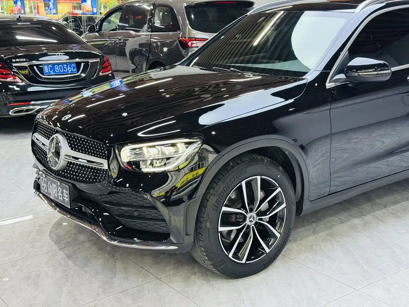 Mercedes-Benz GLC 2022 Model GLC 260 L 4MATIC Luxury Edition фото 4